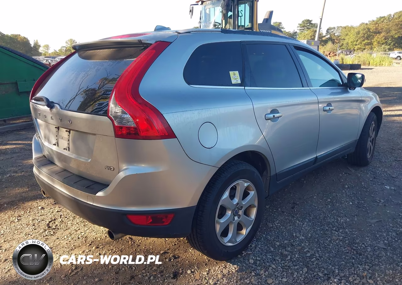 2013 Volvo Xc60 3.2-3.2 Platinum-3.2 Premier-3.2 Premier Plus VIN:YV4940DZ0D2378055 - 4