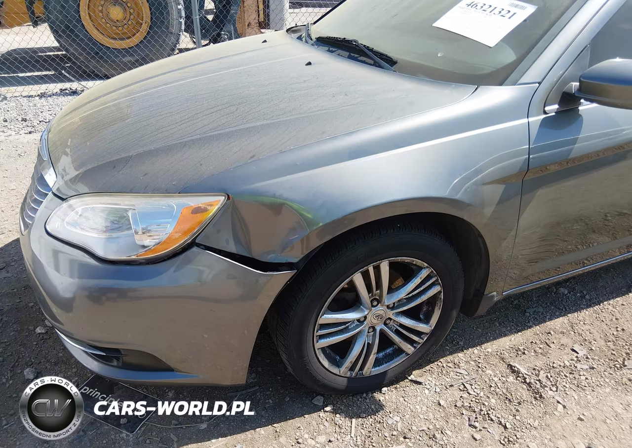 2013 Chrysler 200 Touring VIN:1C3CCBBB9DN578979 - 6