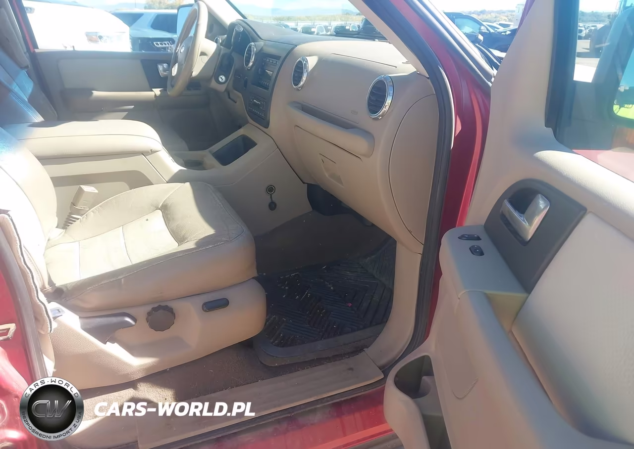 2003 Ford Expedition Eddie Bauer VIN:1FMFU18L23LC45223 - 5