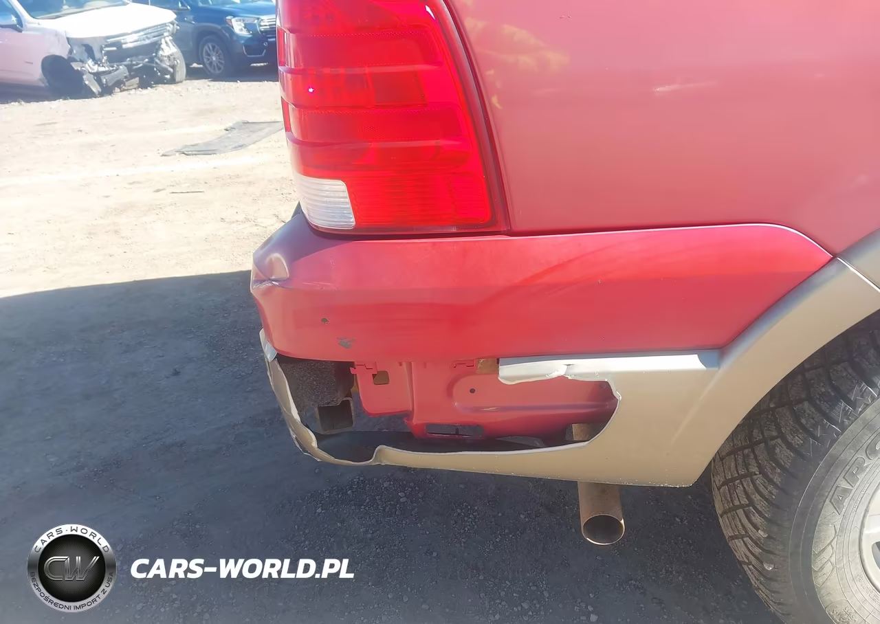 2003 Ford Expedition Eddie Bauer VIN:1FMFU18L23LC45223 - 6