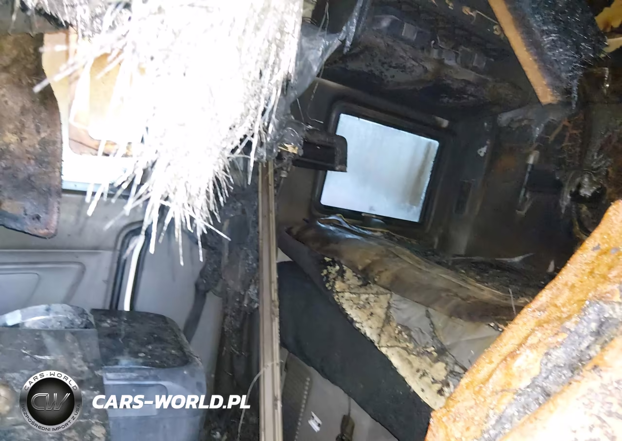 2019 International Lt VIN:3HSDZAPR7KN707793 - 7