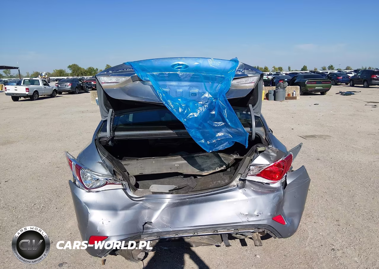 2015 Hyundai Sonata Hybrid VIN:KMHEC4A4XFA124622 - 16