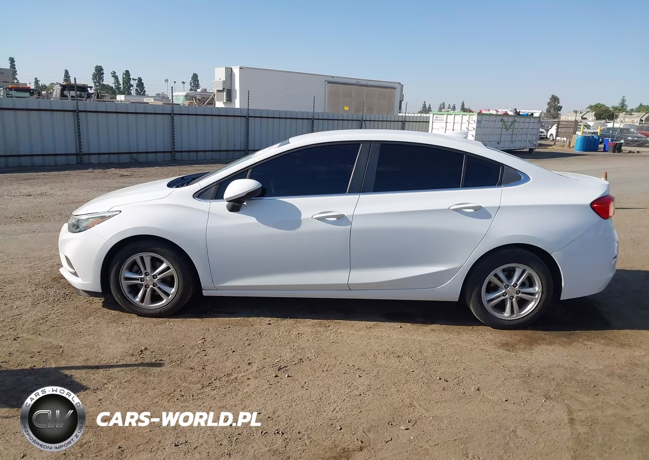 2018 Chevrolet Cruze Lt Auto VIN:1G1BE5SM8J7177808 - 14