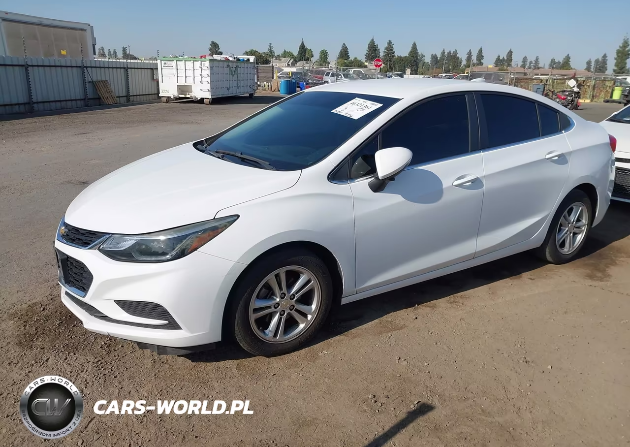 2018 Chevrolet Cruze Lt Auto VIN:1G1BE5SM8J7177808 - 2