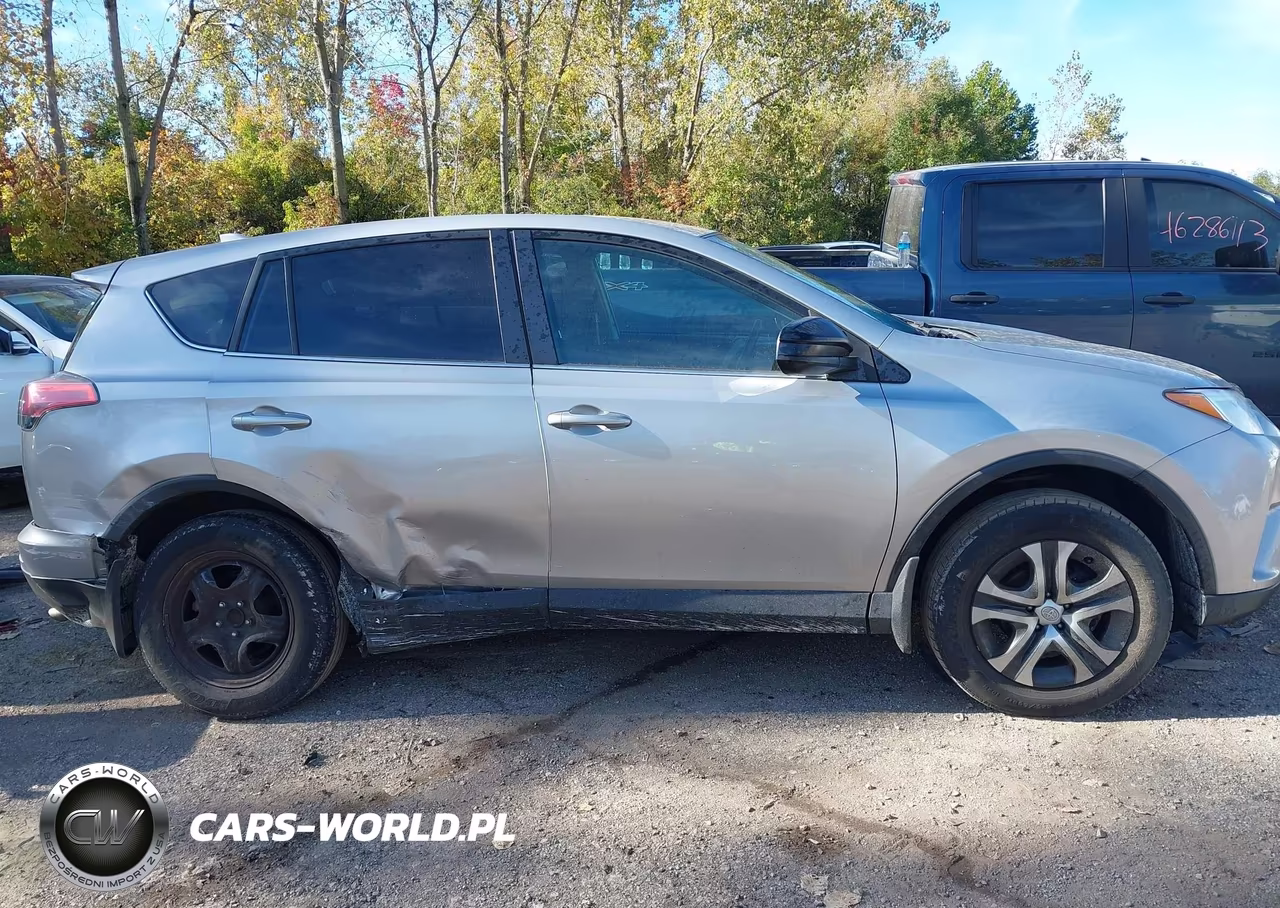 2018 Toyota Rav4 Le VIN:2T3ZFREVXJW516720 - 14