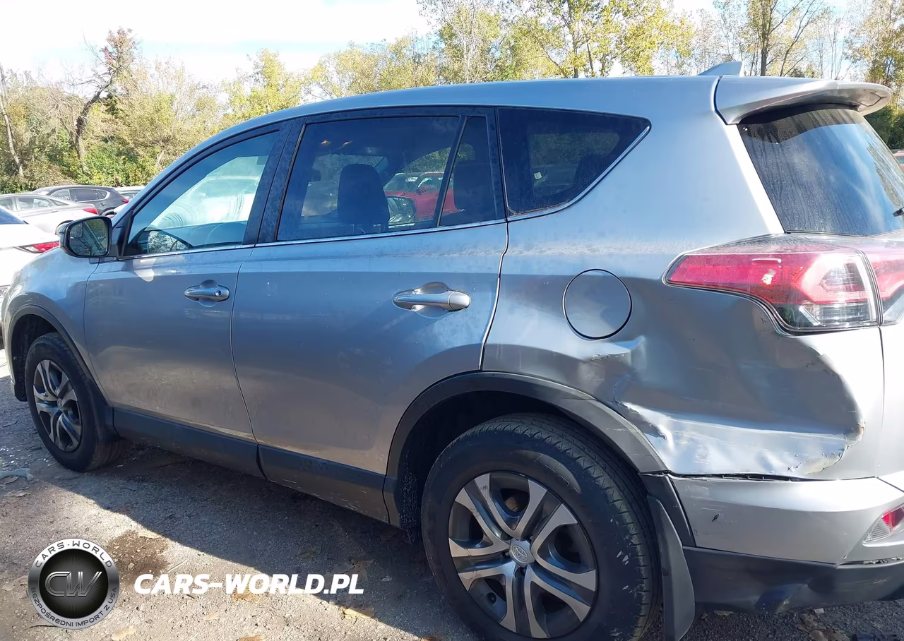 2018 Toyota Rav4 Le VIN:2T3ZFREVXJW516720 - 15