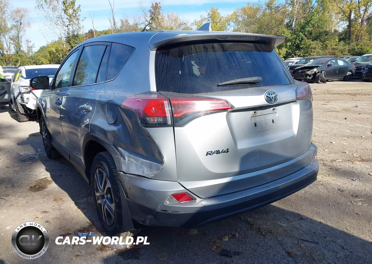 2018 Toyota Rav4 Le VIN:2T3ZFREVXJW516720 - 3