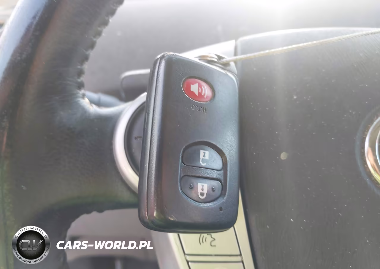 2010 Toyota Prius V VIN:JTDKN3DU5A1007109 - 11