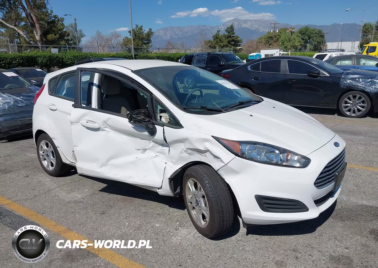 2016 Ford Fiesta Se VIN:3FADP4EJ8GM174272 - 1