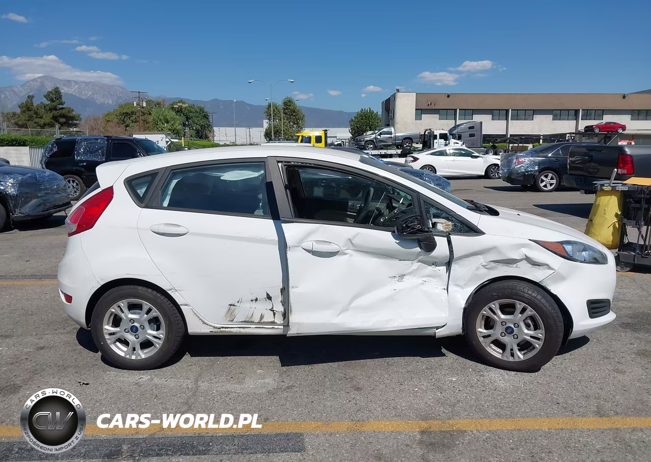 2016 Ford Fiesta Se VIN:3FADP4EJ8GM174272 - 14