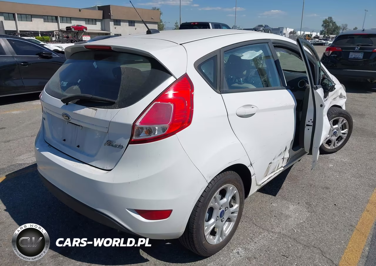 2016 Ford Fiesta Se VIN:3FADP4EJ8GM174272 - 4