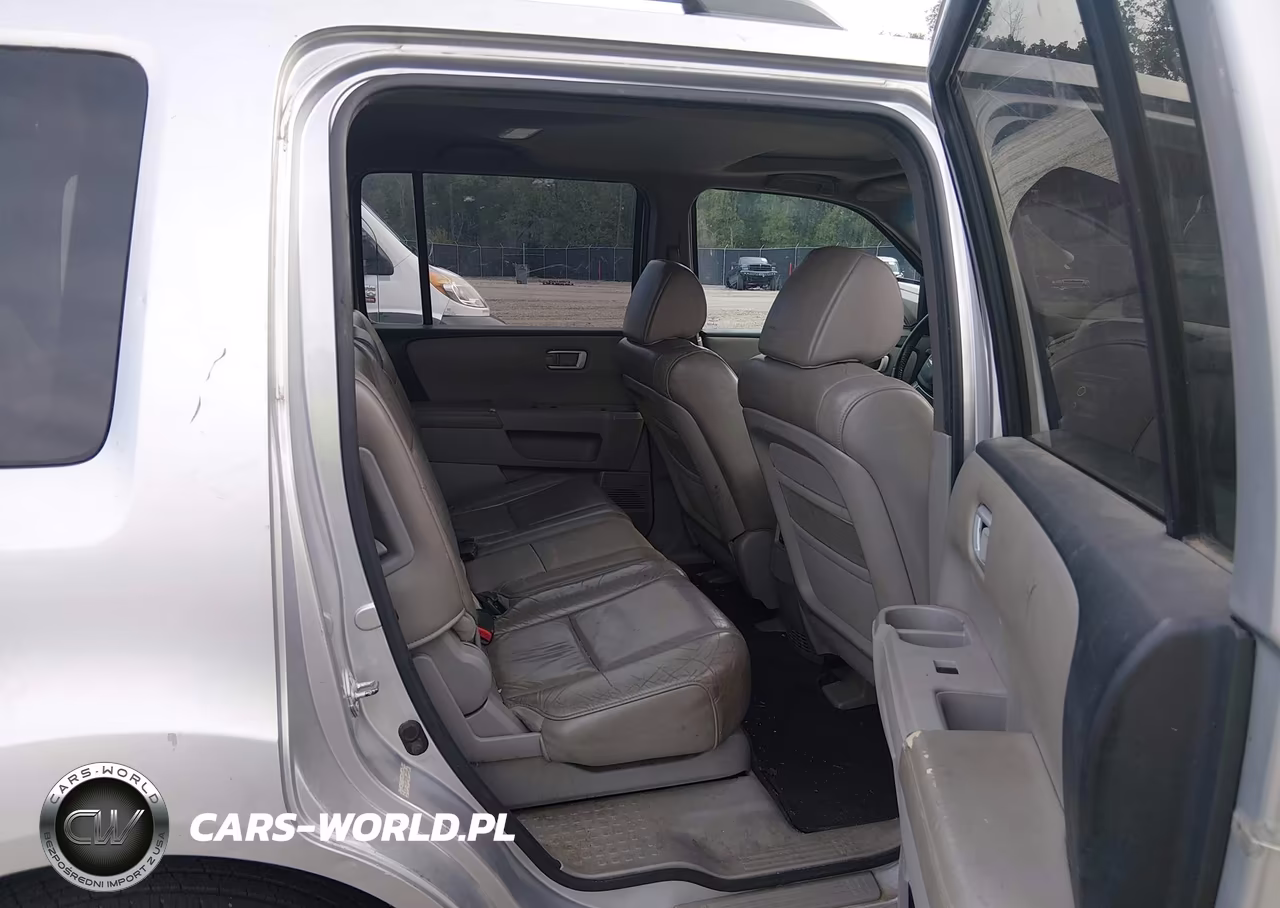 2011 Honda Pilot Ex-L VIN:5FNYF4H58BB093587 - 8