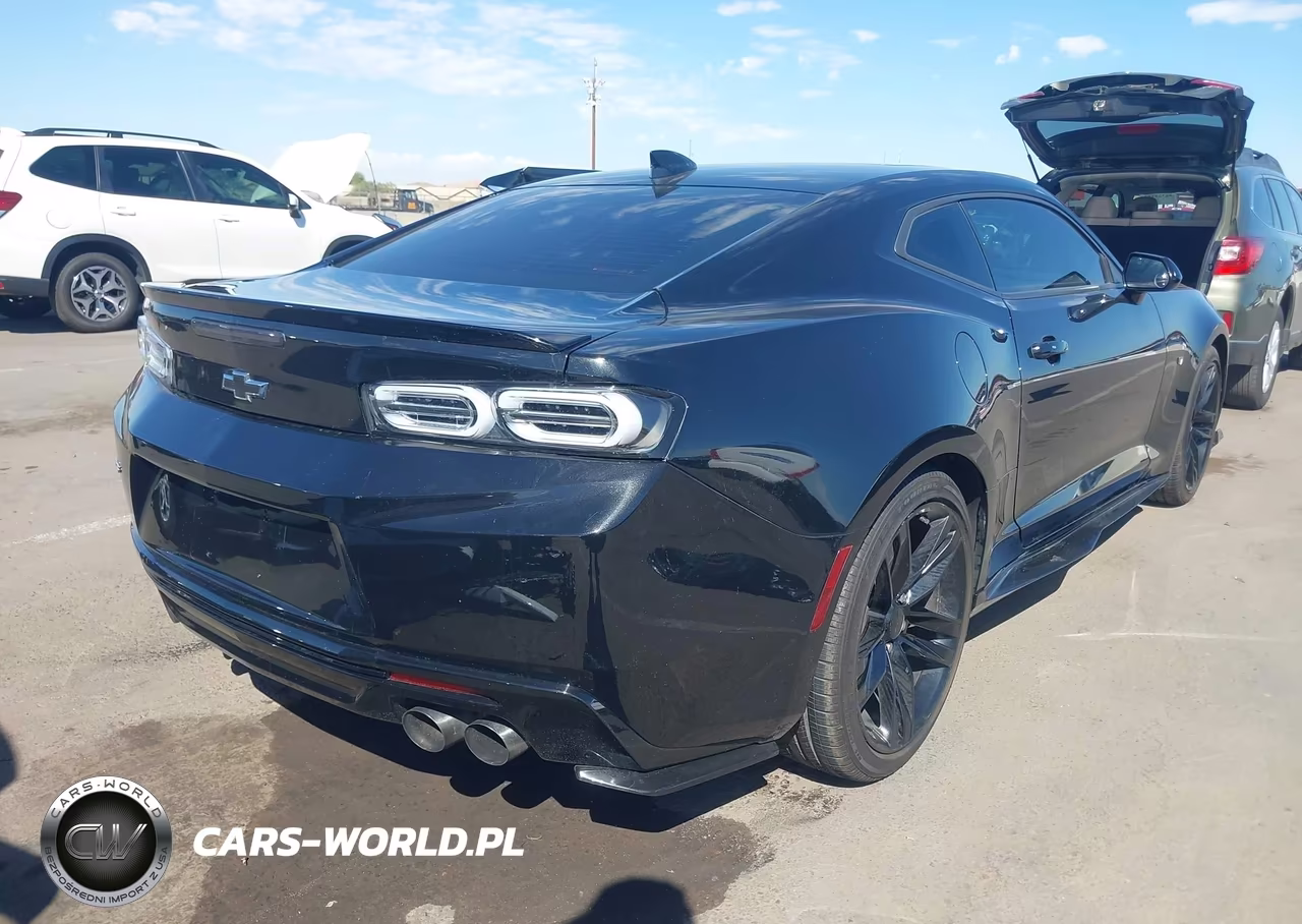 2018 Chevrolet Camaro 1Lt VIN:1G1FB1RSXJ0183562 - 4