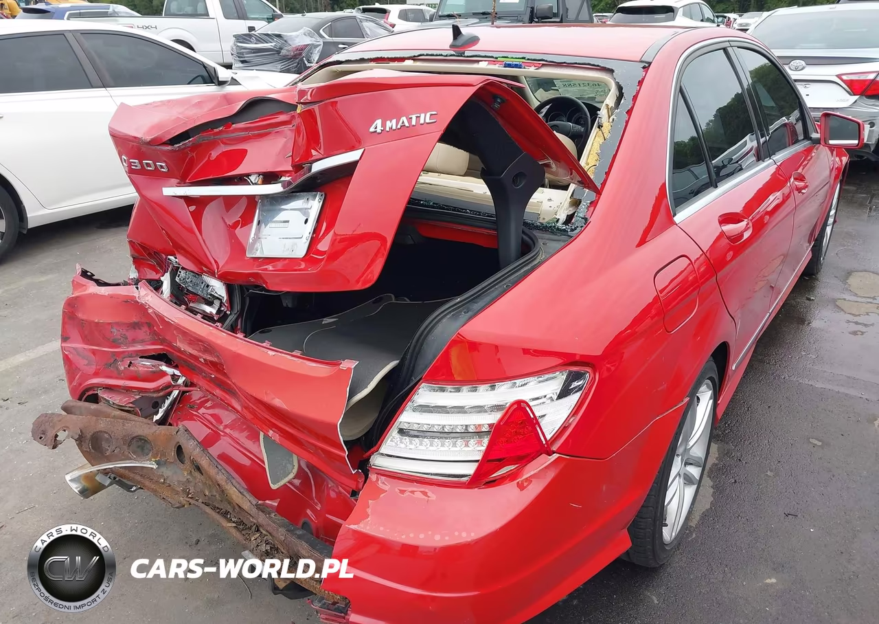 2014 Mercedes-Benz C 300 Sport 4Matic VIN:WDDGF8AB0ER307771 - 18