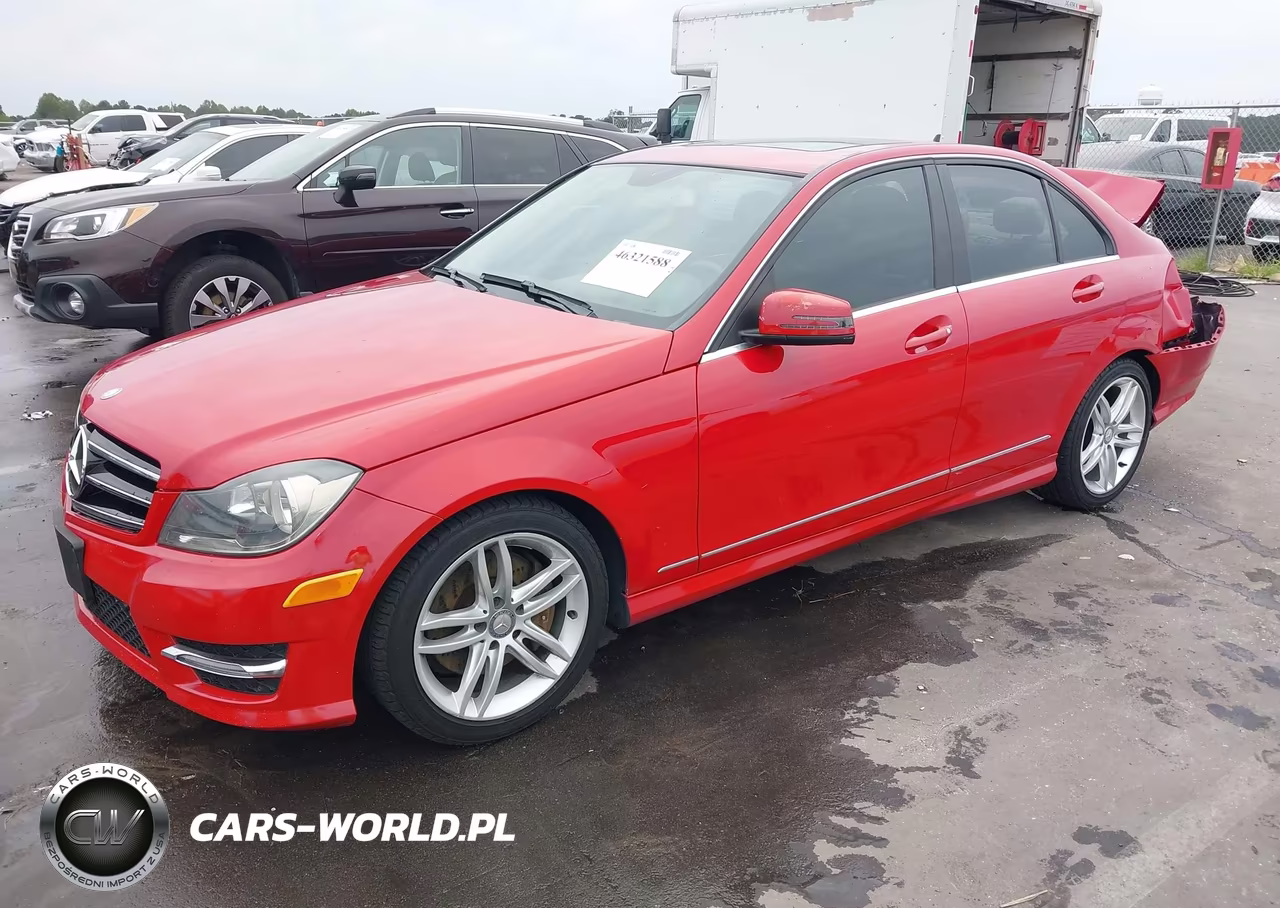 2014 Mercedes-Benz C 300 Sport 4Matic VIN:WDDGF8AB0ER307771 - 2