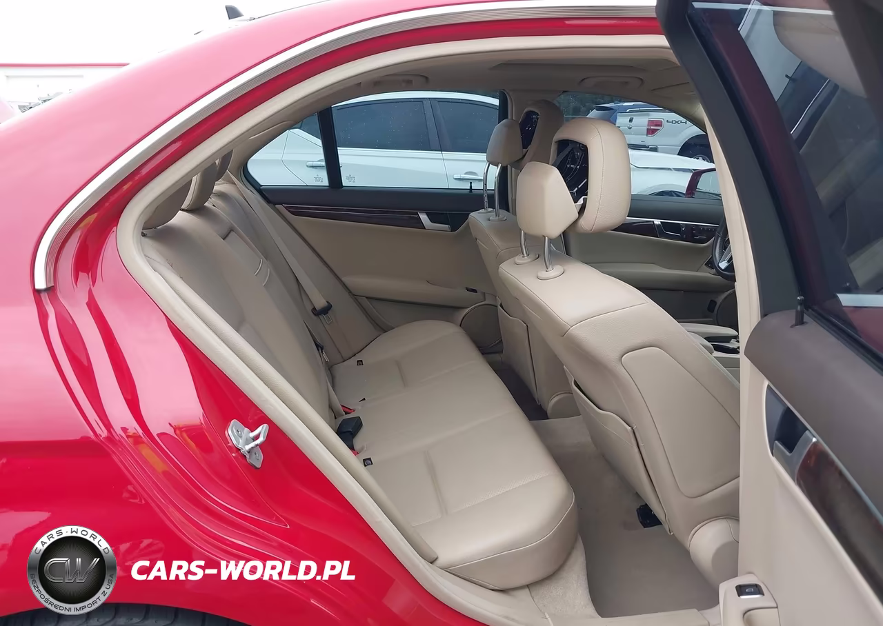 2014 Mercedes-Benz C 300 Sport 4Matic VIN:WDDGF8AB0ER307771 - 8