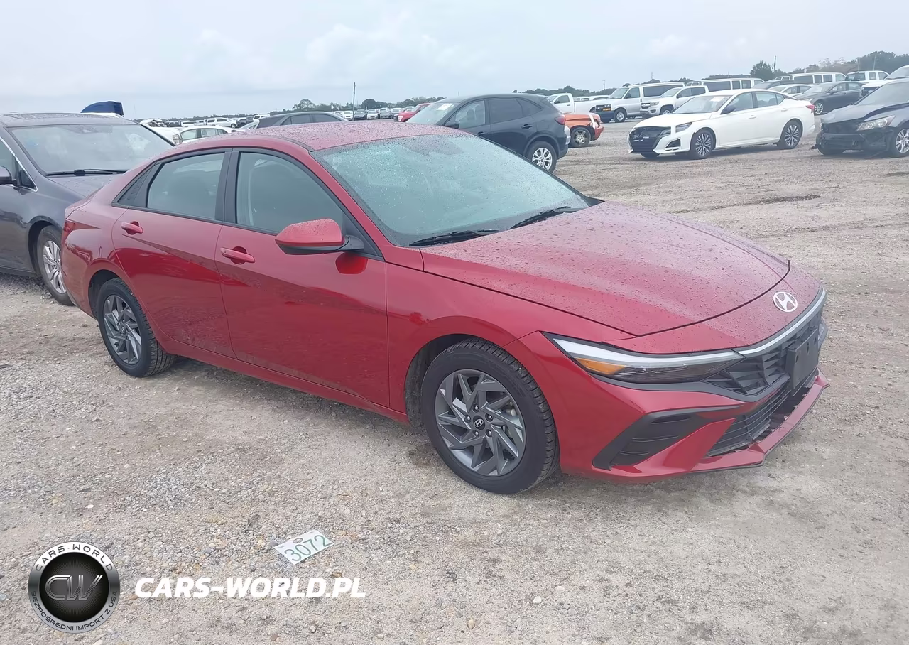 2024 Hyundai Elantra Sel