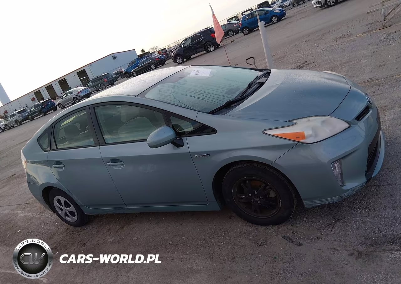 2012 Toyota Prius Two VIN:JTDKN3DU9C5396882 - 14