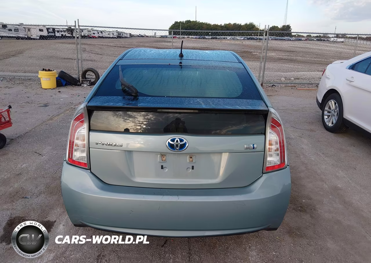 2012 Toyota Prius Two VIN:JTDKN3DU9C5396882 - 17
