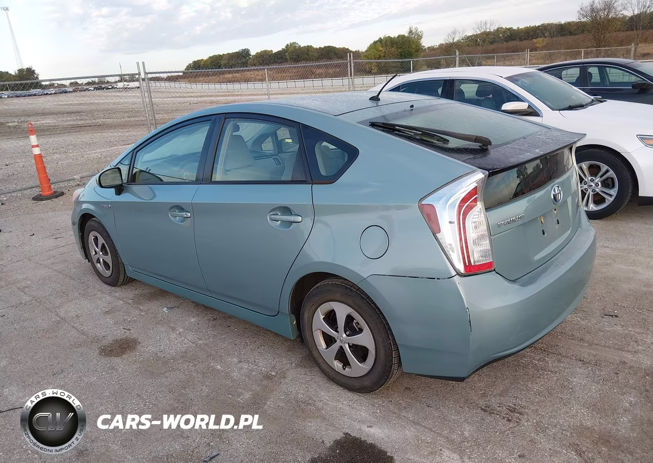 2012 Toyota Prius Two VIN:JTDKN3DU9C5396882 - 3