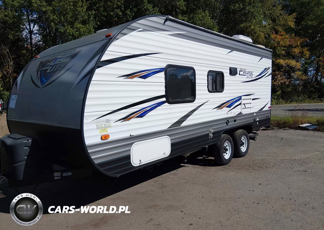 2018 Forest River Other VIN:4X4TSM721J7417233 - 2