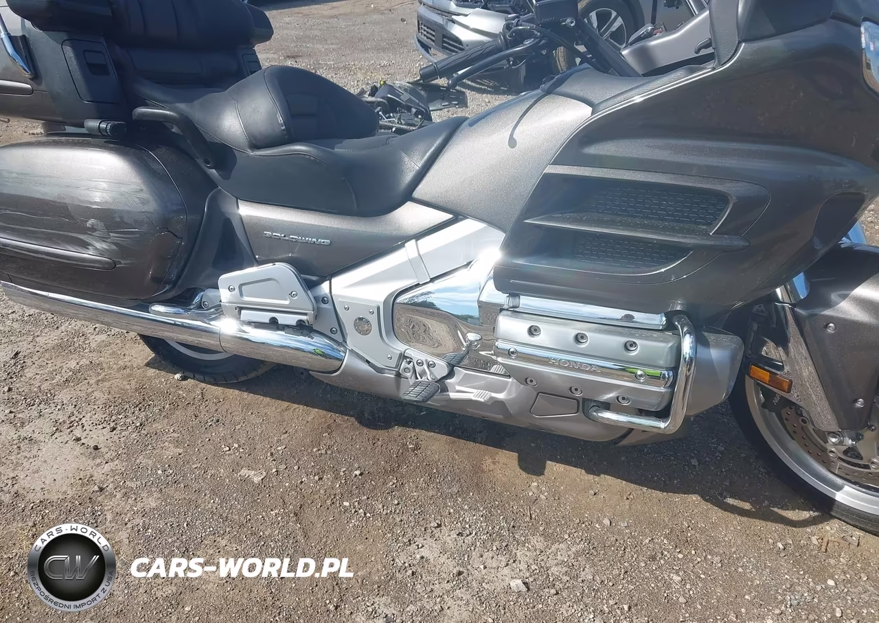 2010 Honda Gl1800 VIN:1HFSC47GXAA900058 - 8