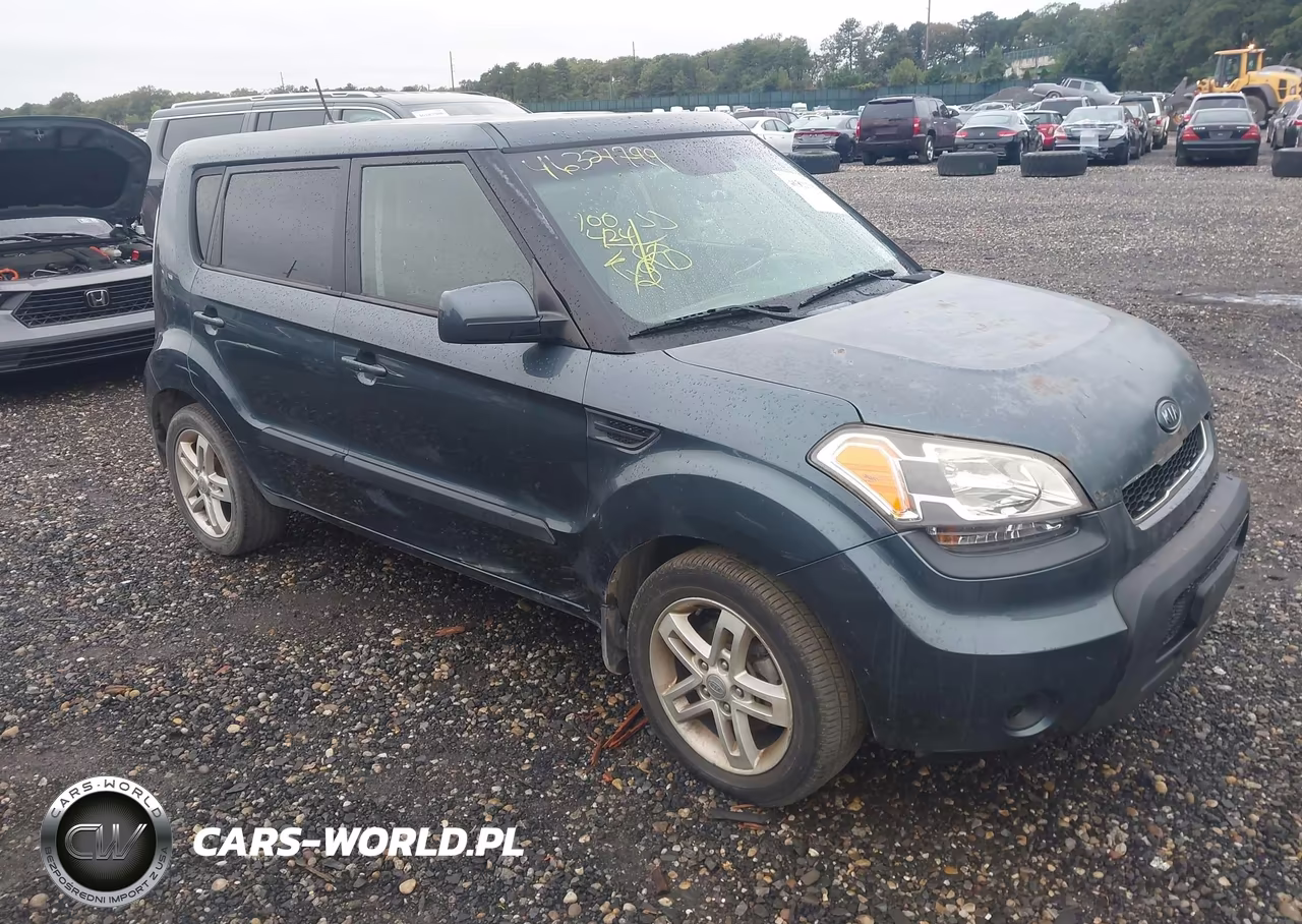 2011 Kia Soul +