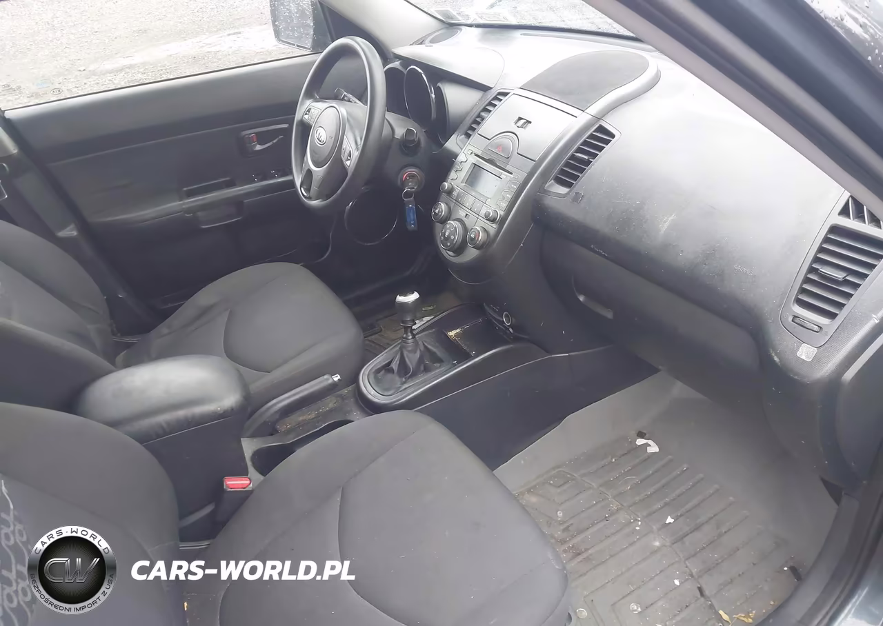 2011 Kia Soul + VIN:KNDJT2A21B7227604 - 5