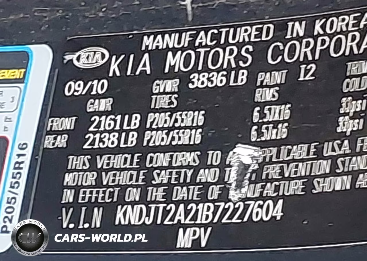 2011 Kia Soul + VIN:KNDJT2A21B7227604 - 9