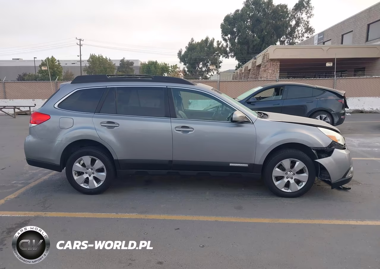 2010 Subaru Outback 2.5I Premium VIN:4S4BRBGC2A3315341 - 13