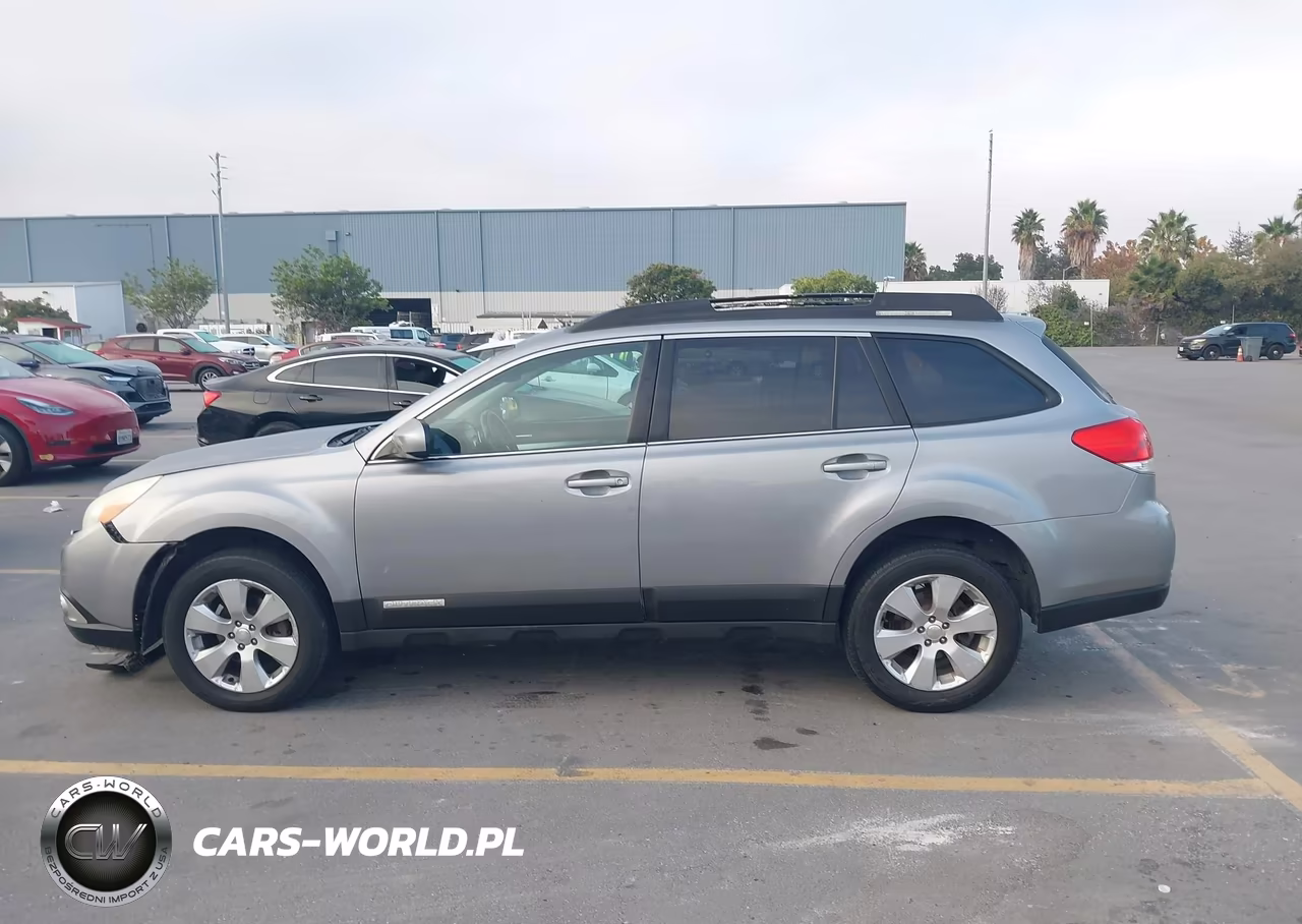 2010 Subaru Outback 2.5I Premium VIN:4S4BRBGC2A3315341 - 14