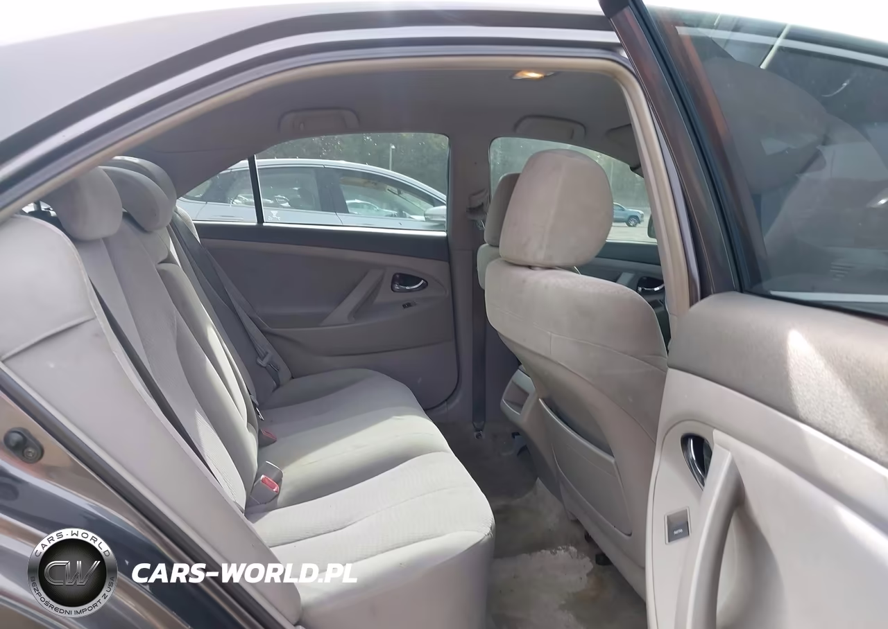 2010 Toyota Camry Le VIN:4T1BF3EK0AU024453 - 8