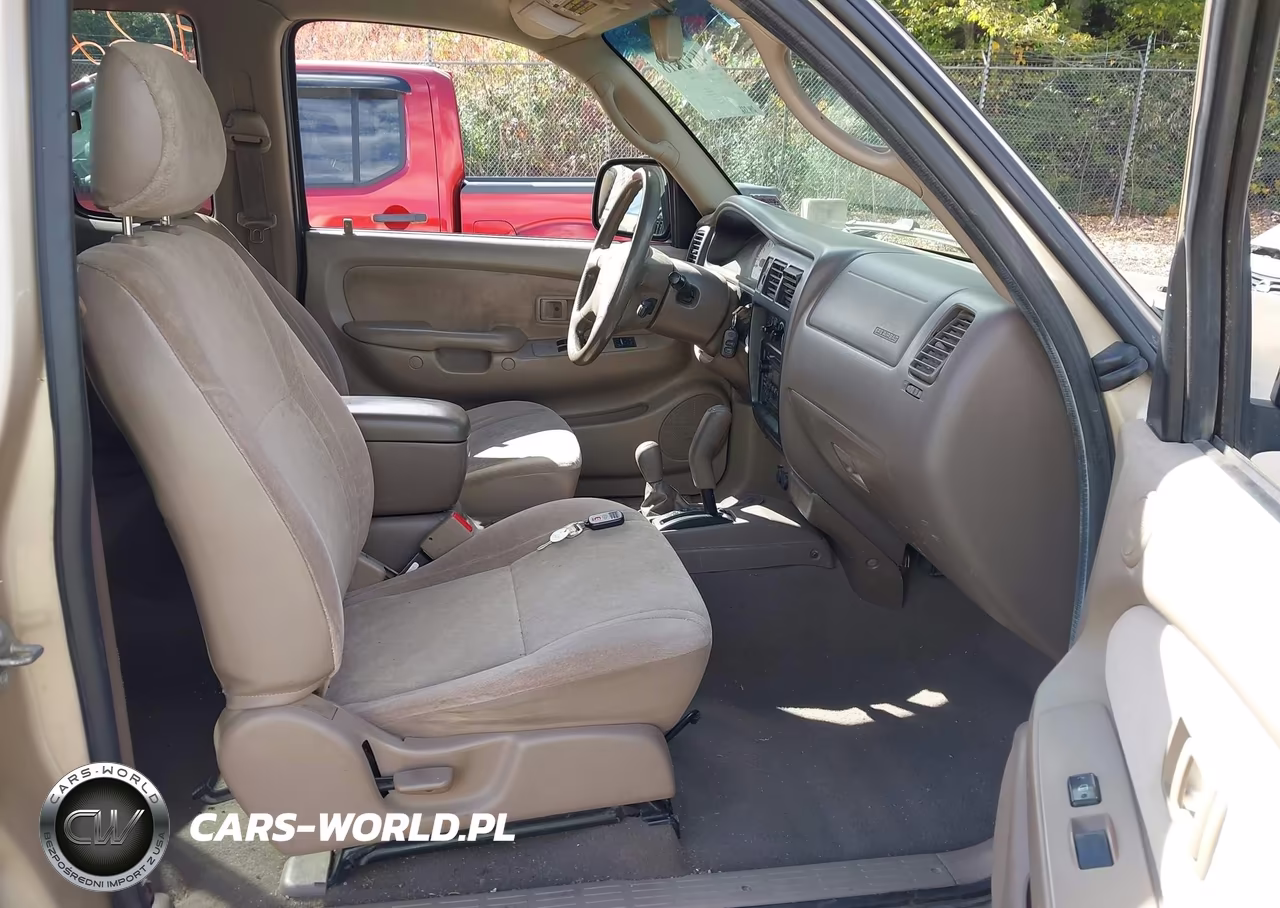 2004 Toyota Tacoma Base V6 VIN:5TEWN72N34Z418748 - 5