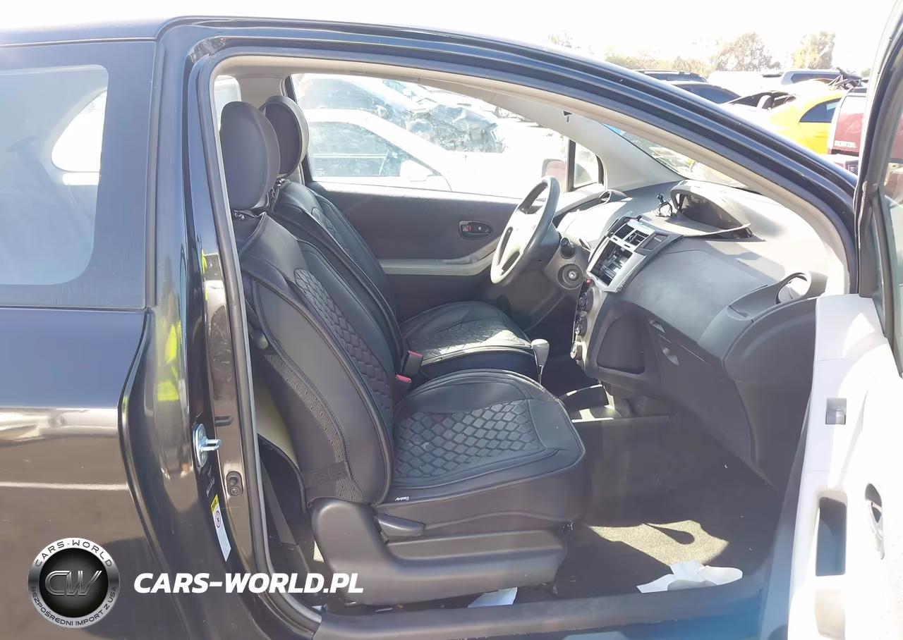 2010 Toyota Yaris VIN:JTDJT4K31A5319647 - 5