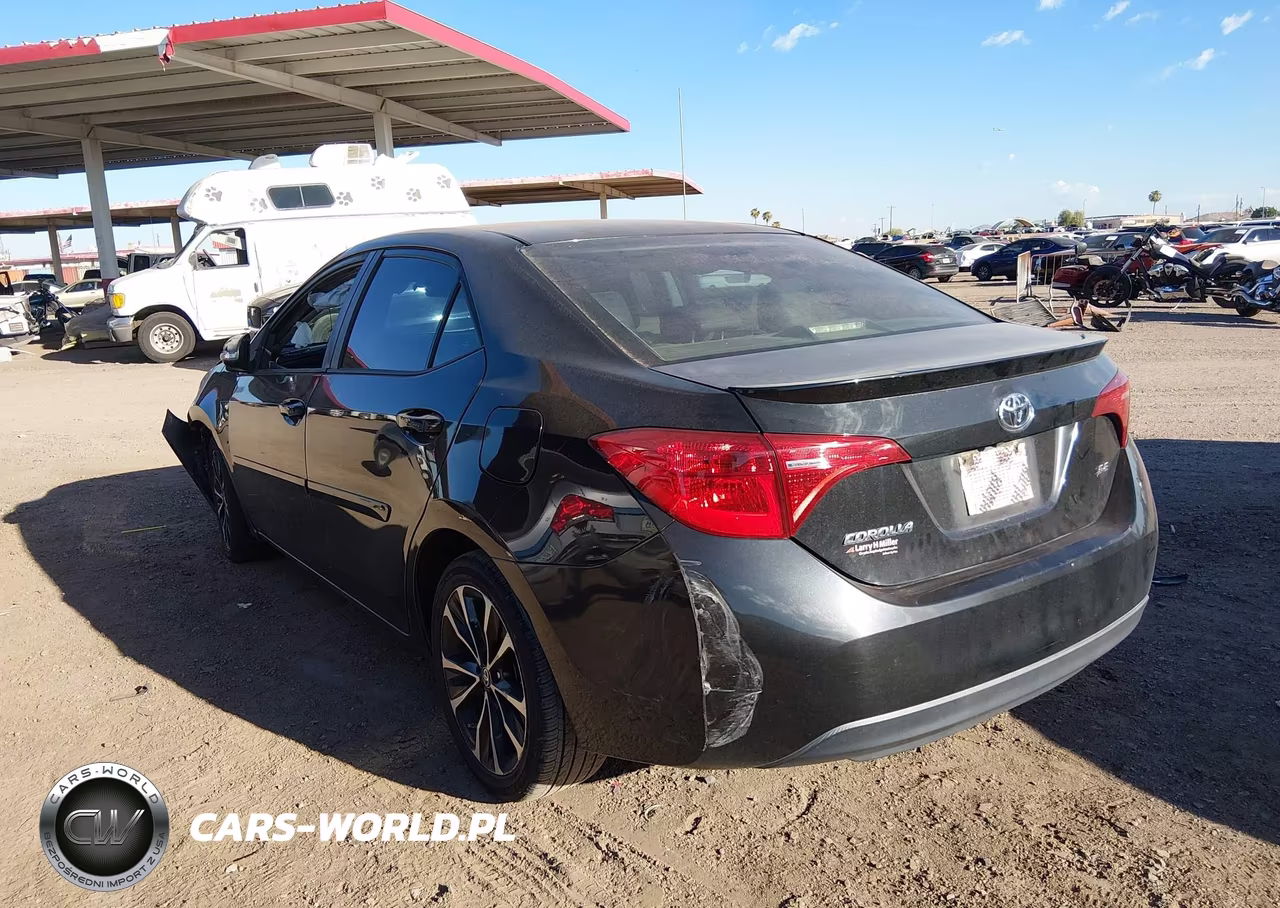 2018 Toyota Corolla Se VIN:2T1BURHE5JC997120 - 3