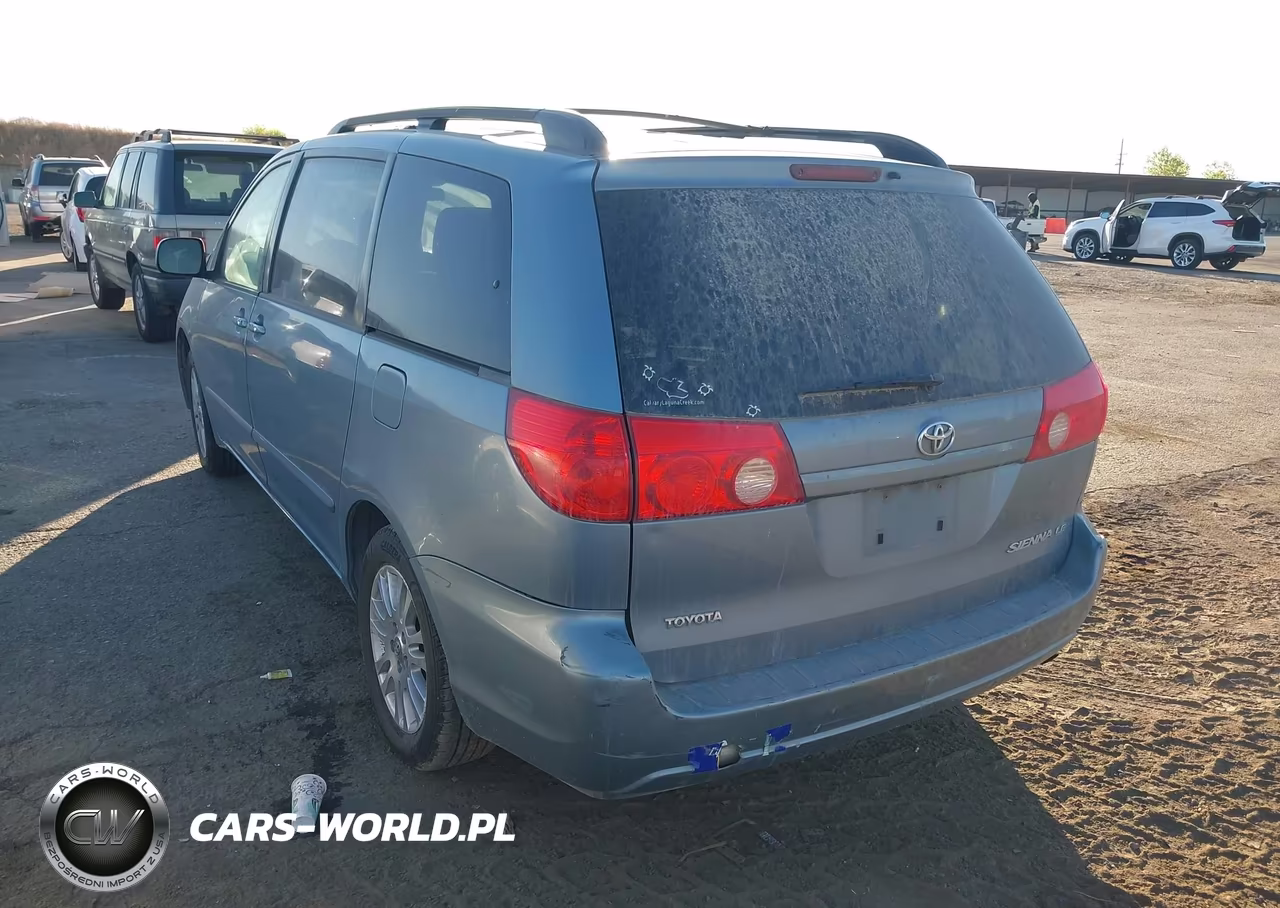 2010 Toyota Sienna Le VIN:5TDKK4CC6AS322849 - 3