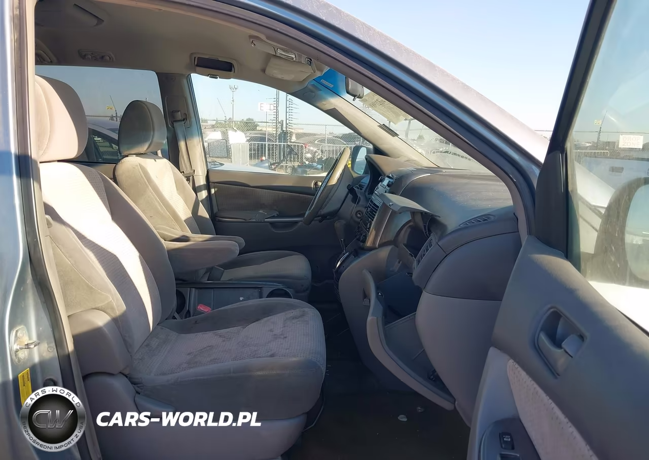 2010 Toyota Sienna Le VIN:5TDKK4CC6AS322849 - 5