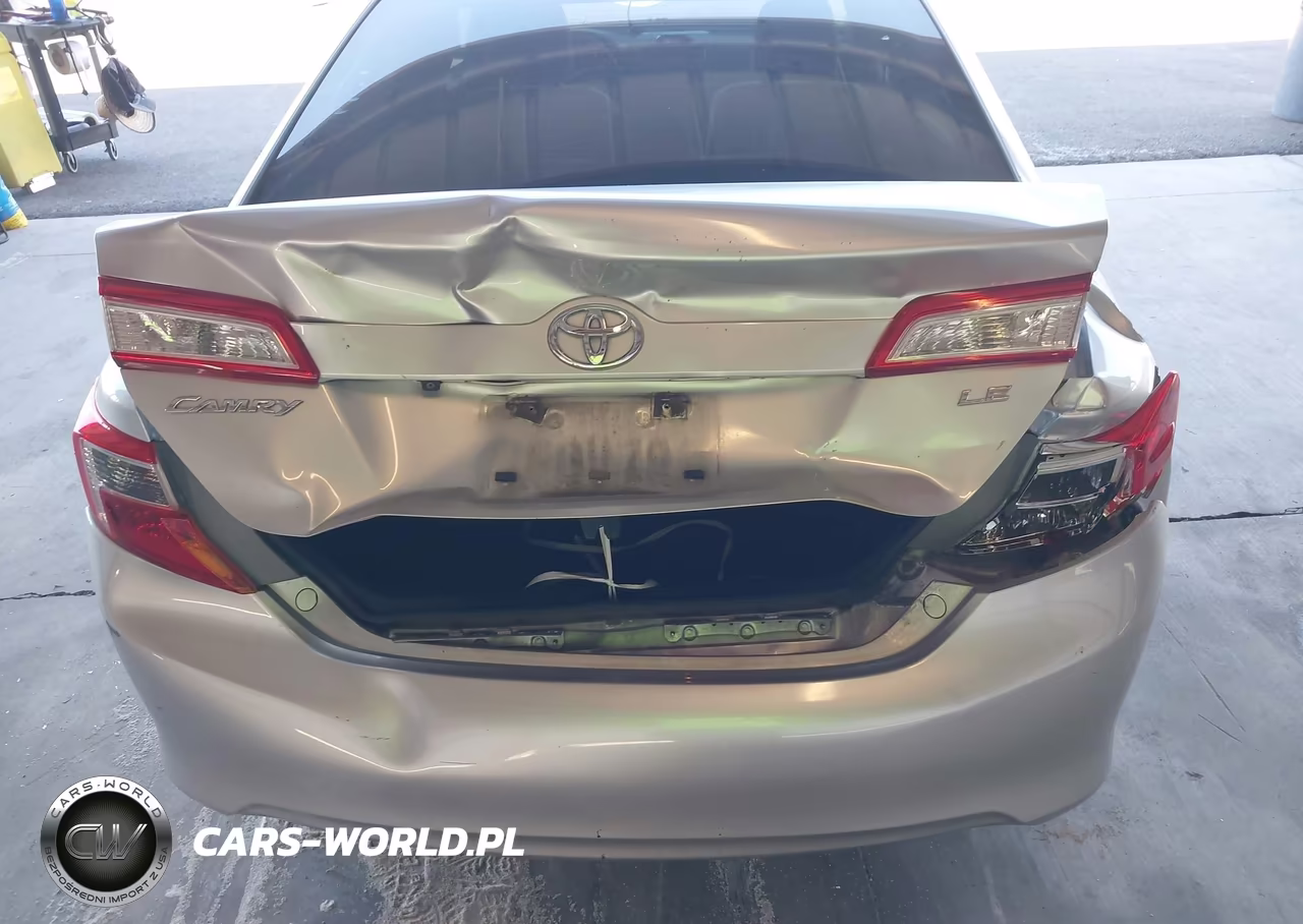 2014 Toyota Camry Le VIN:4T4BF1FK7ER415520 - 6