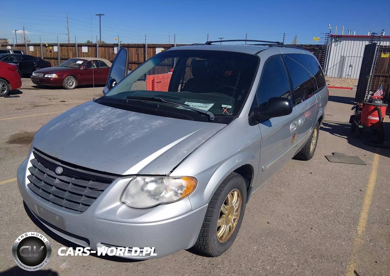 2006 Chrysler Town & Country Touring VIN:2A8GP54L26R785284 - 2