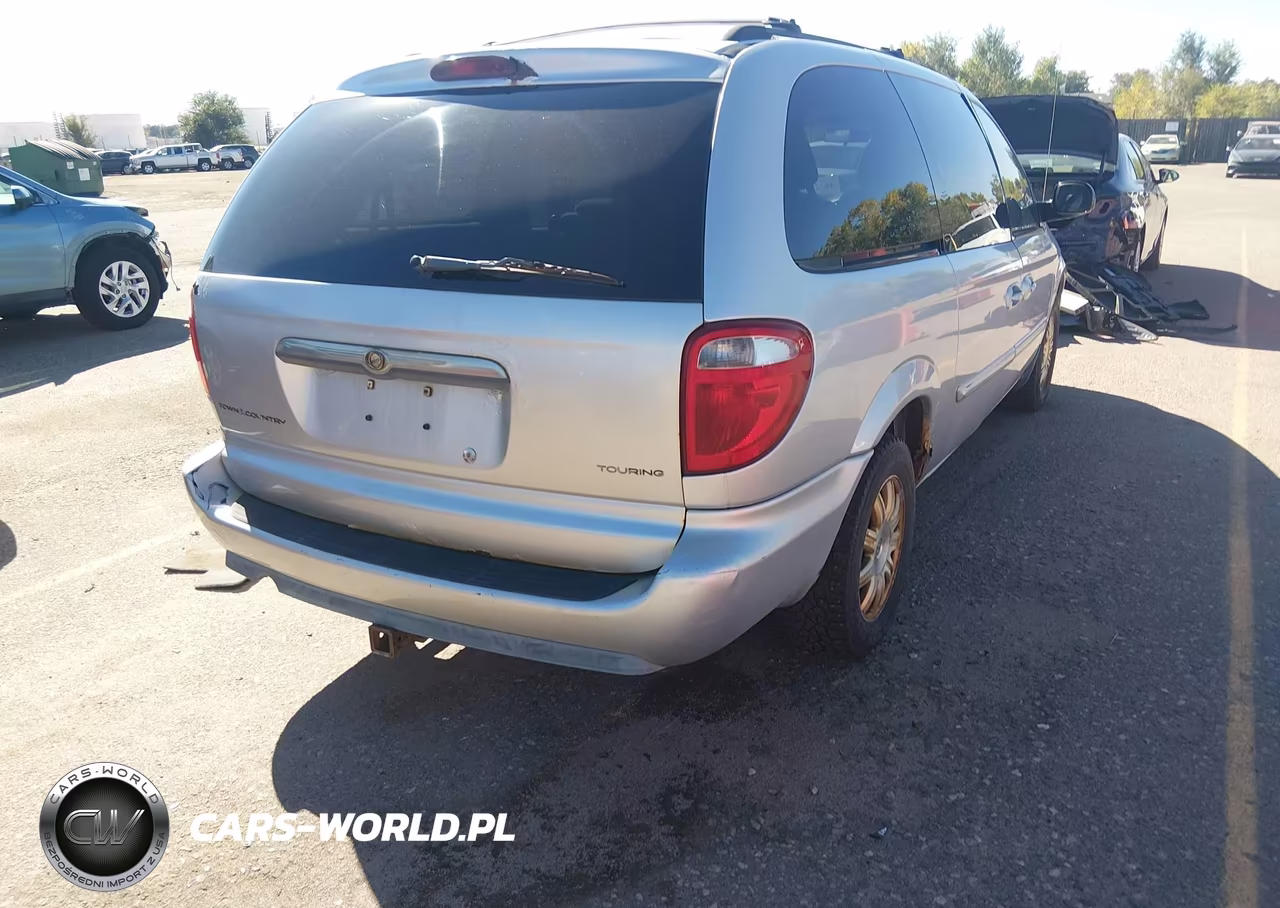2006 Chrysler Town & Country Touring VIN:2A8GP54L26R785284 - 4