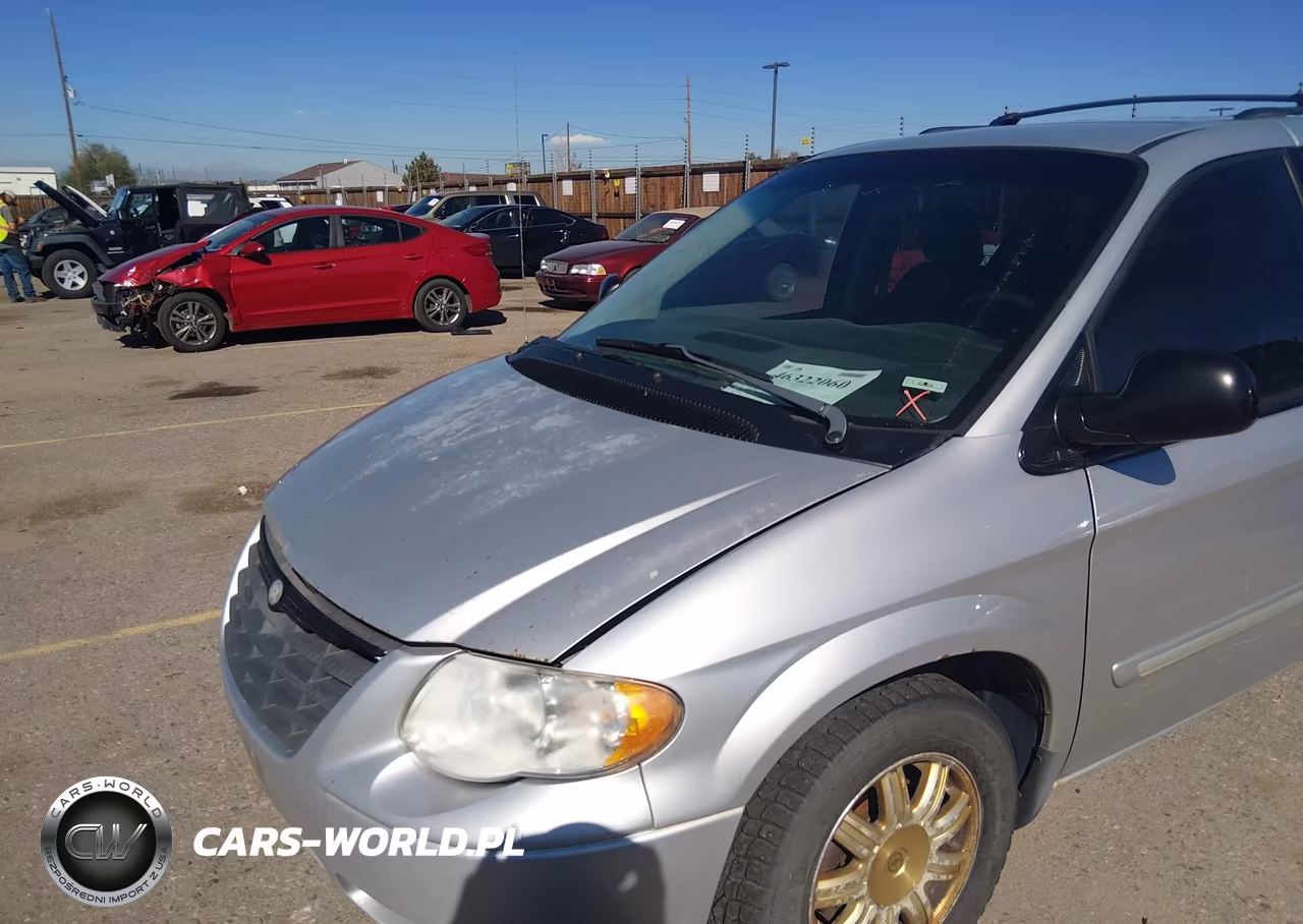 2006 Chrysler Town & Country Touring VIN:2A8GP54L26R785284 - 6