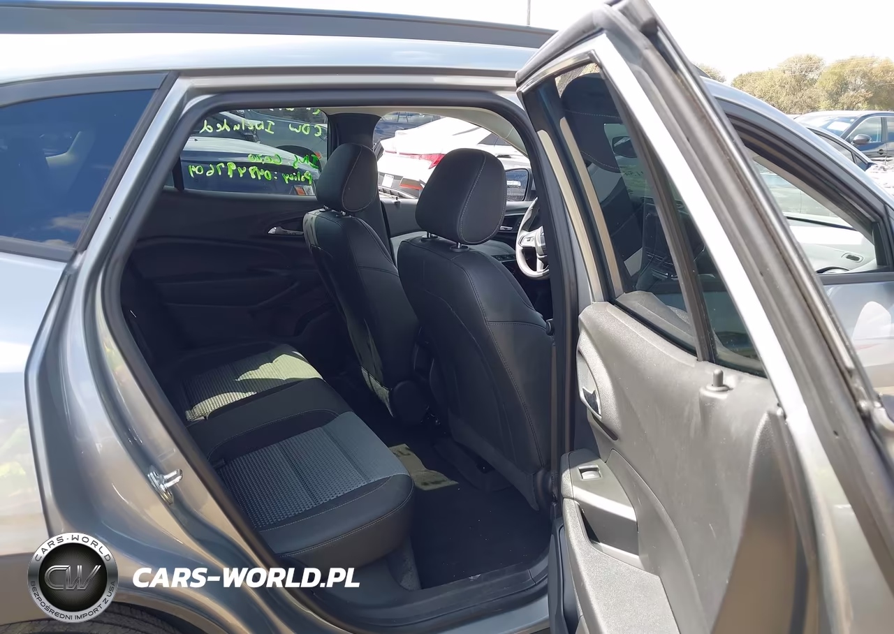 2026 Chevrolet Trax Fwd Lt VIN:KL77LHEP4TC069722 - 8