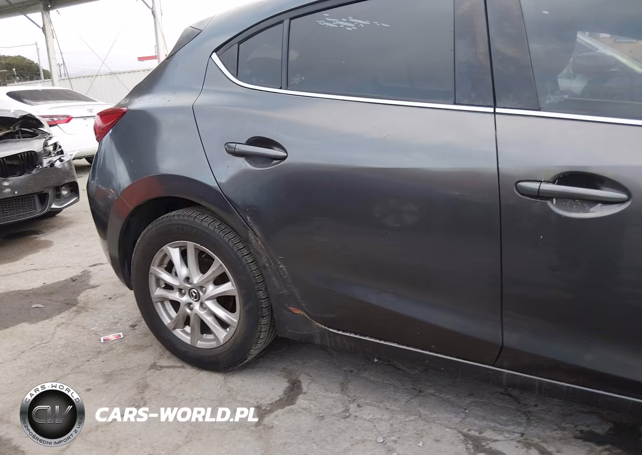 2016 Mazda Mazda3 I Sport VIN:JM1BM1K73G1310239 - 17
