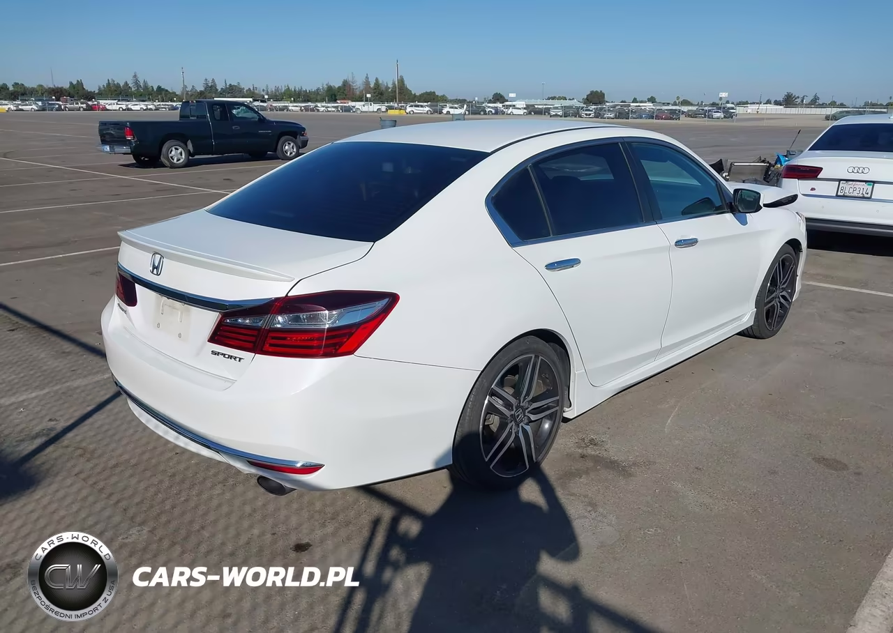 2017 Honda Accord Sport VIN:1HGCR2F50HA003666 - 4