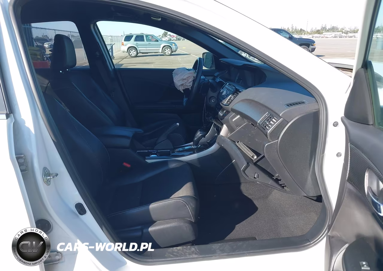 2017 Honda Accord Sport VIN:1HGCR2F50HA003666 - 5