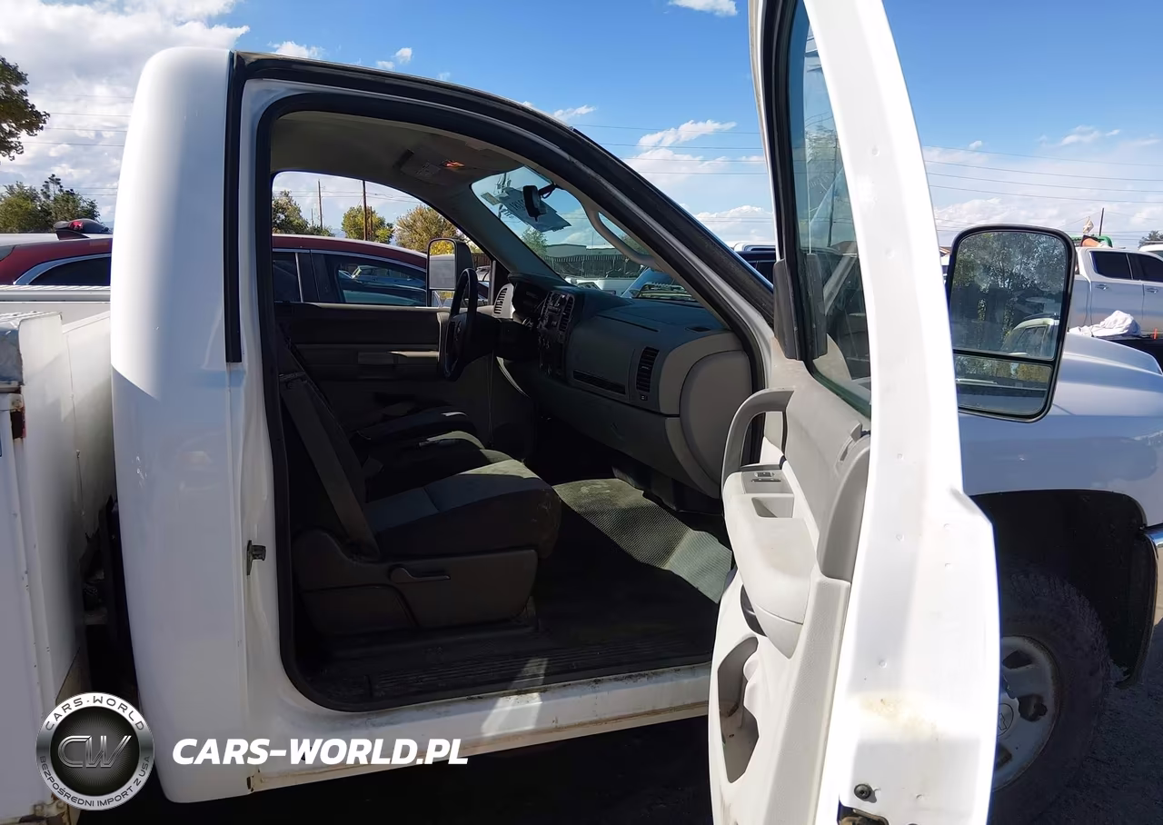 2009 Chevrolet Silverado 3500Hd Work Truck VIN:1GBHC74K79E152974 - 5
