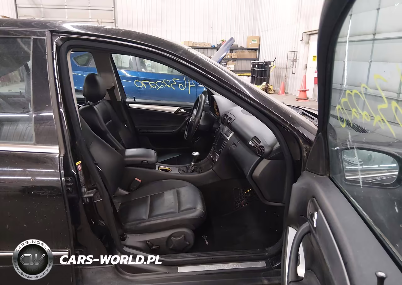 2005 Mercedes-Benz C 230 Kompressor Sport VIN:WDBRF40J15F596342 - 5