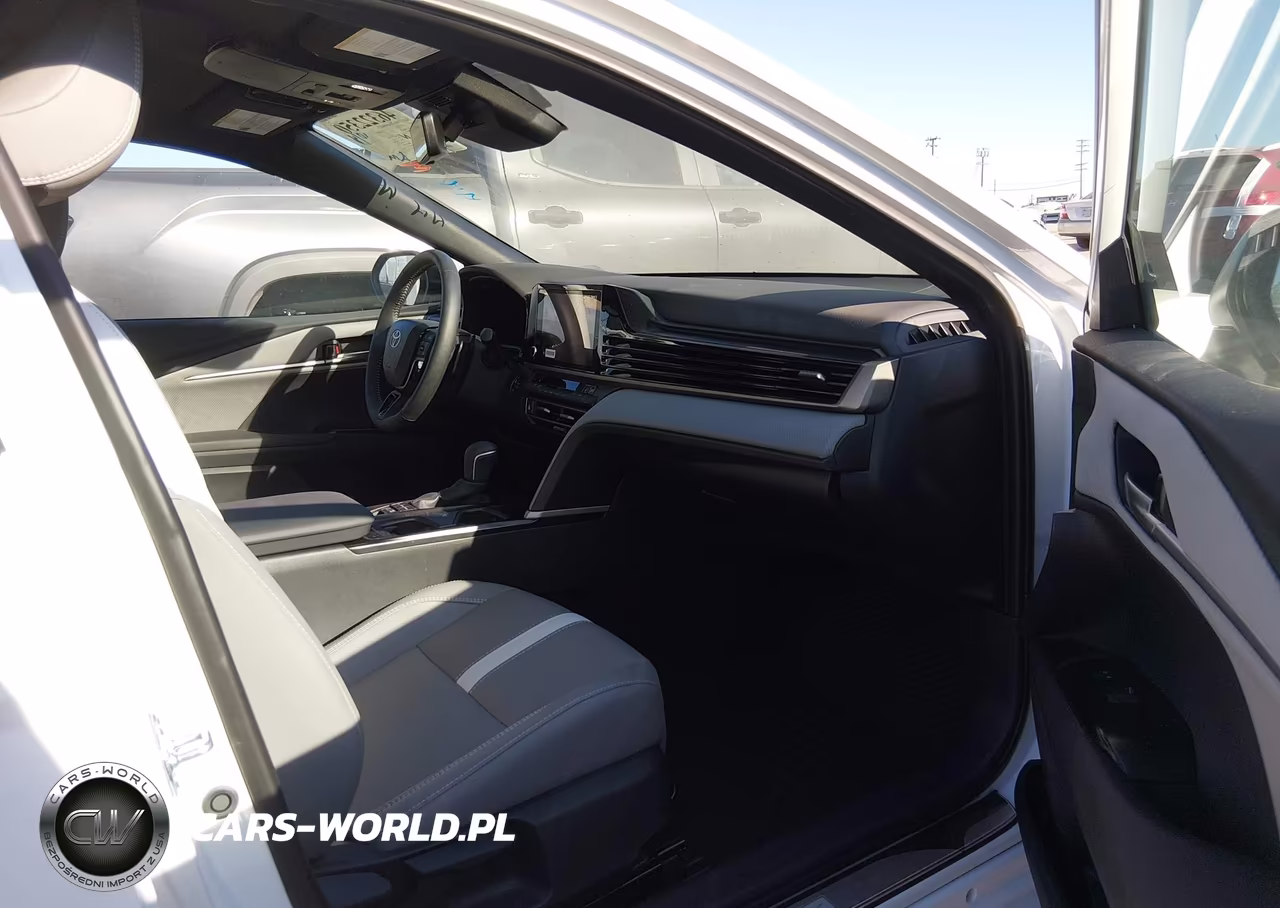 2026 Toyota Camry Se VIN:4T1DBADK0TU054128 - 5