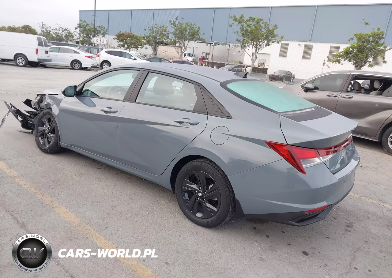 2023 Hyundai Elantra Sel VIN:KMHLM4AG7PU438985 - 3