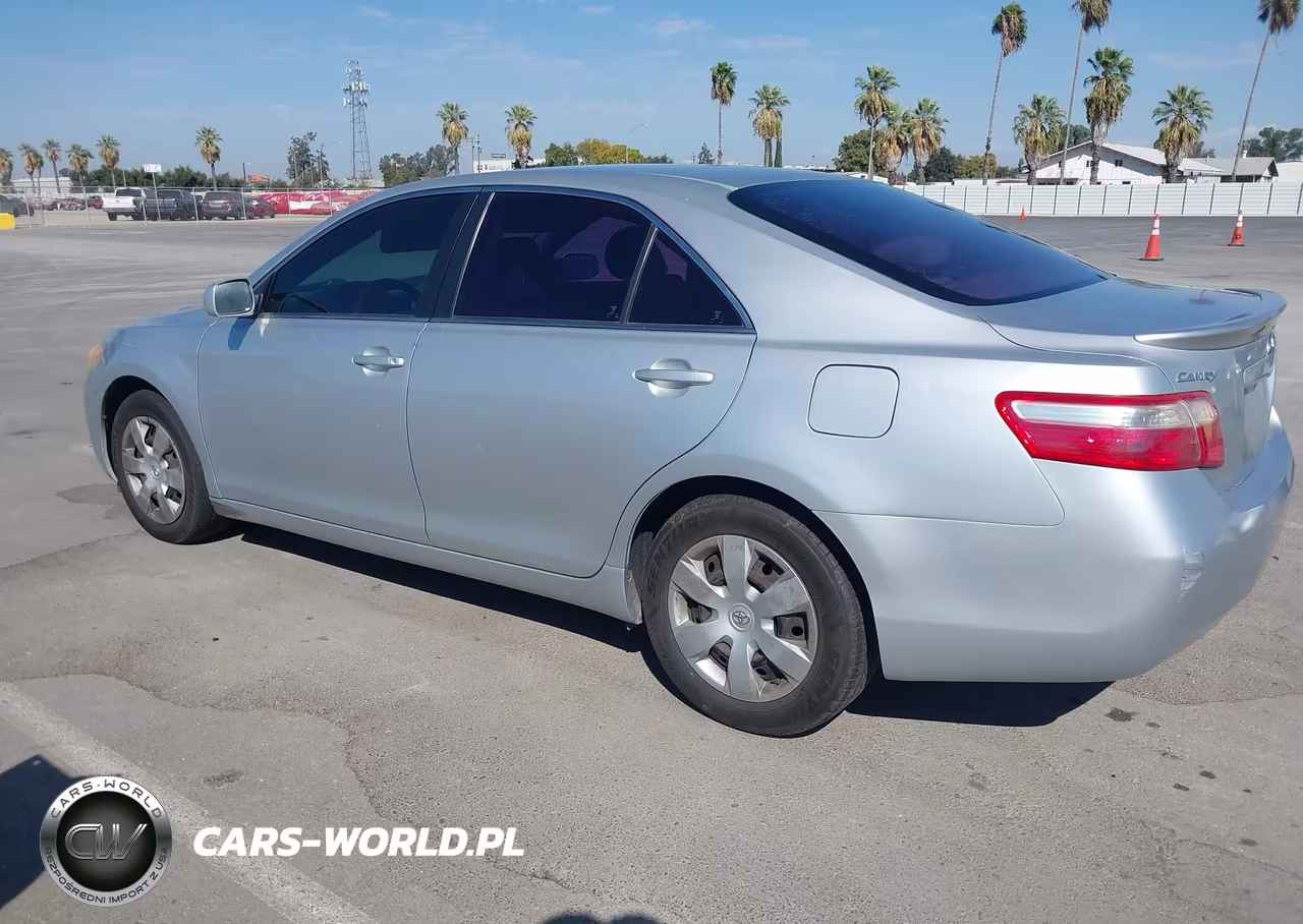 2007 Toyota Camry Le VIN:4T1BE46K07U176054 - 3
